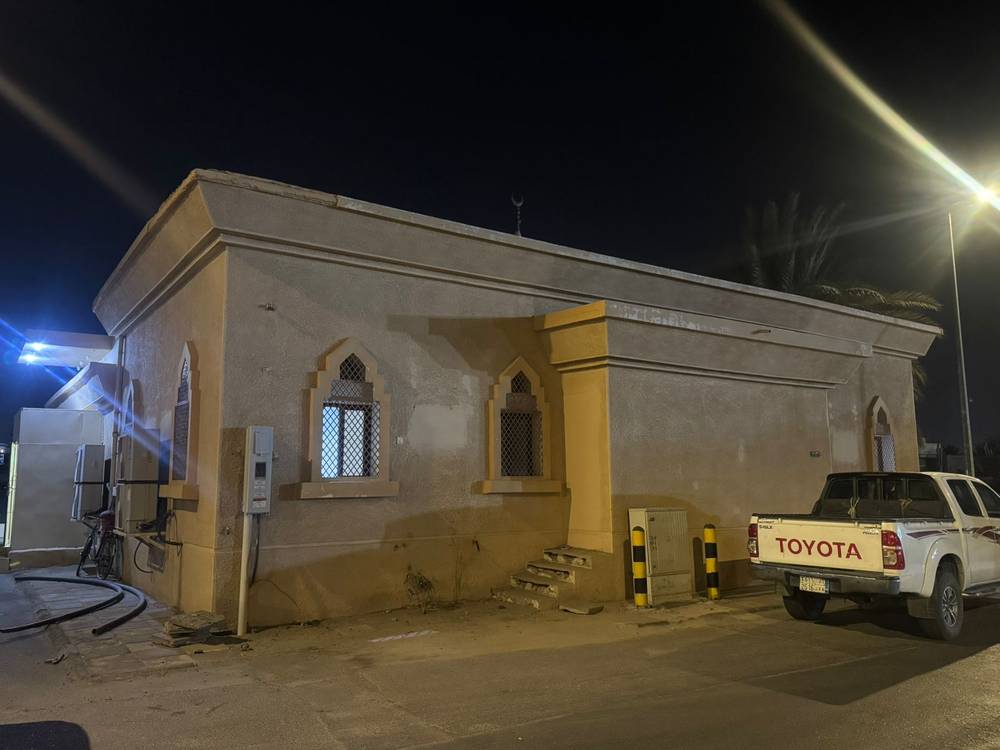 تغيير سجاد مسجد السوق بحي نمران