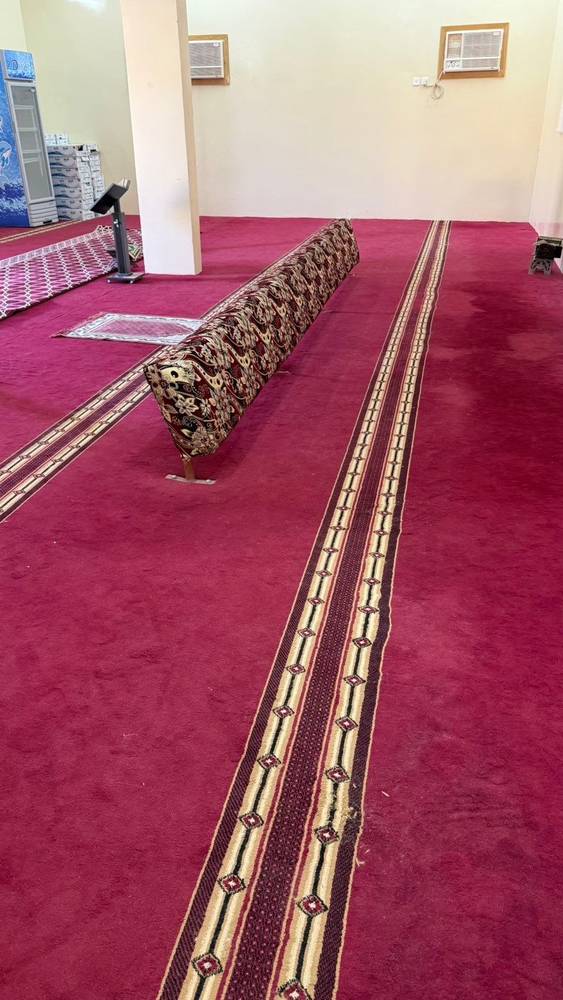 تغيير سجاد مسجد حي المليح في واعر