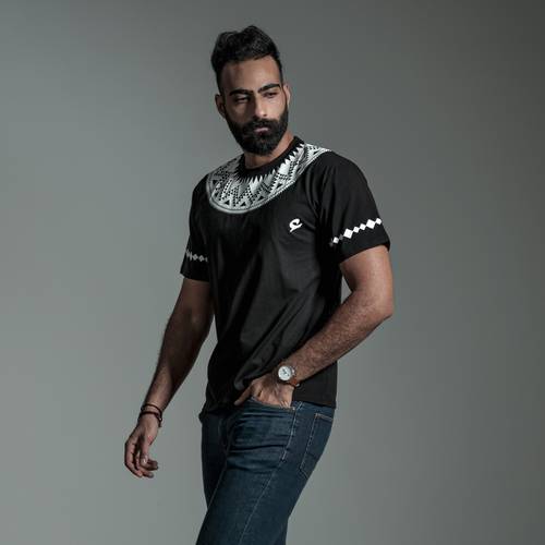 تيشيرت-العين-أسود-همز
