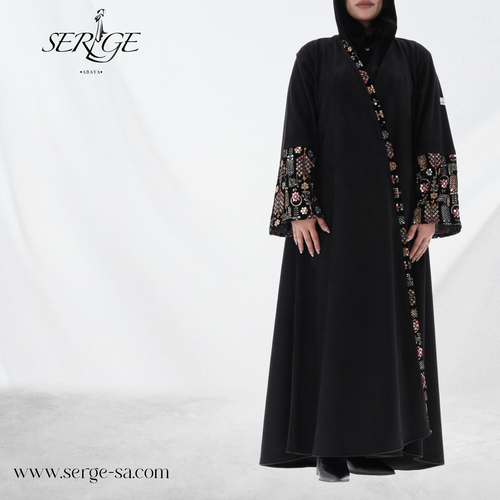 عباية مطرزة الاكمام