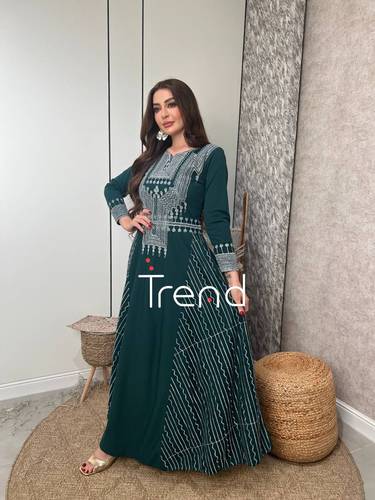 جلابية اخضر طويل بتطريز فضي - 4XL