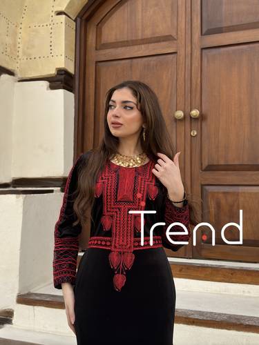 فستان مخمل طويل احمر مع طرحة راس  - 3XL