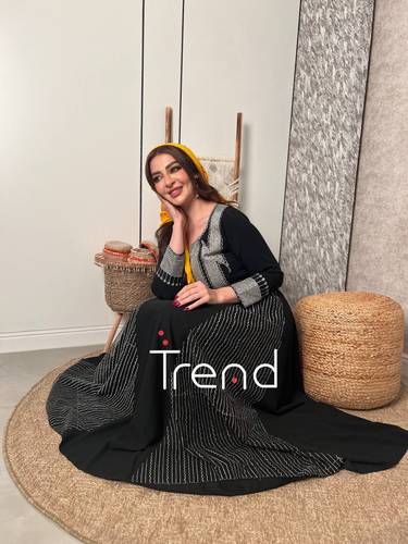 جلابية اسود طويل بتطريز فضي - 4XL