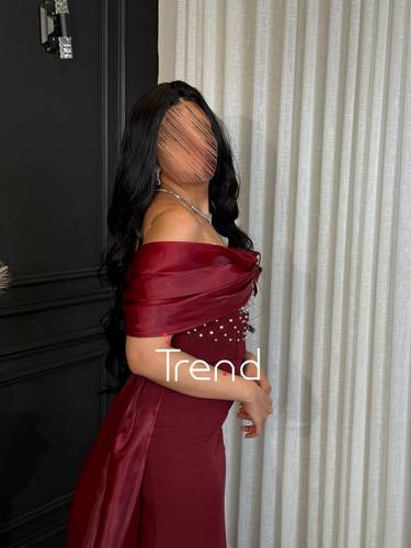فستان برغندي بكرستال من الصدر  - 2XL