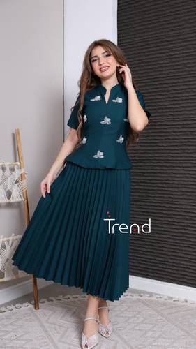 فستان أنيق بكسرات وتطريزات راقية  - 2XL