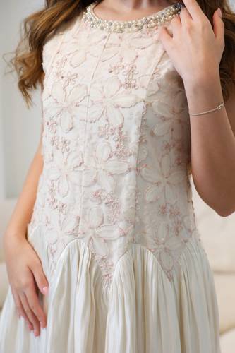 فستان عيد بقصّة انسيابية  - XL
