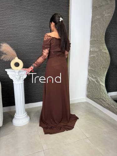فستان موكا بأكمام دانتيل  - 2XL