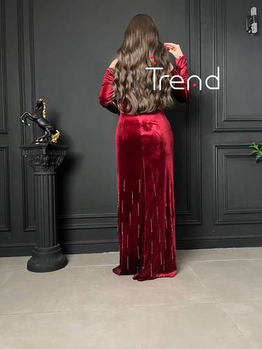 فستان مخمل طويل مميز بأكمام لون برغندي  - 2XL