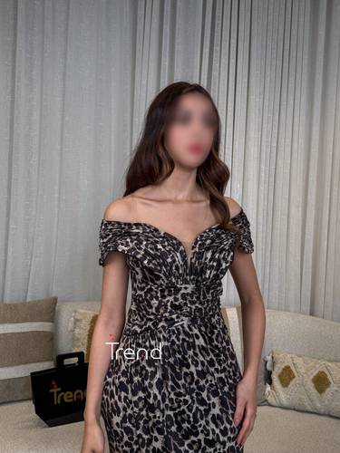 فستان سهرة نمري بكتف مكشوف - 2XL