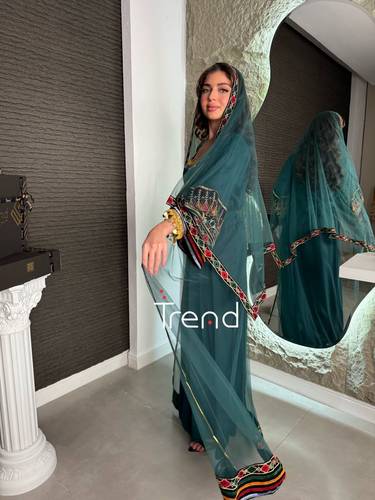 جلابية قطعتين مطرزة بطرحة (اخضر) - 2XL