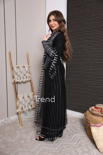 جلابية اسود مطرزة قطعتين  - 2XL
