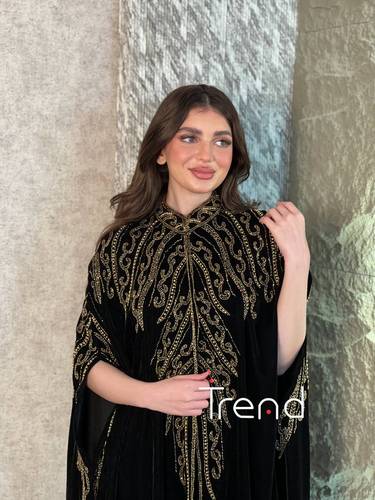 جلابية مخمل مطرزة 4  - 54