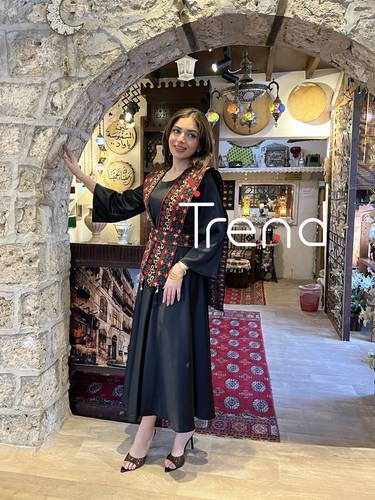 جلابيه قطعتين مطرزة بحزام اسود - 3XL