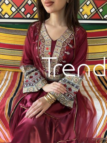 جلابية طويل قطعتين مطرزة (عودي) - 3XL