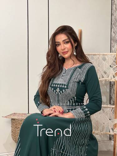 جلابية اخضر طويل بتطريز فضي - 4XL