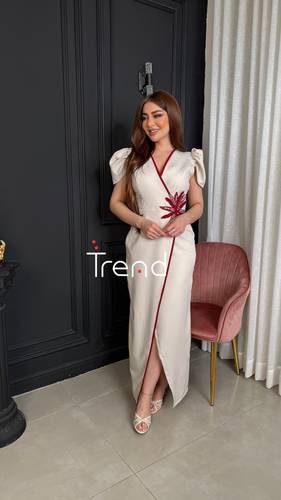 فستان ليزا بوردة مطرزة (عودي) - 2XL