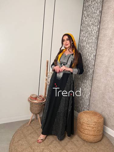 جلابية اسود طويل بتطريز فضي - 4XL