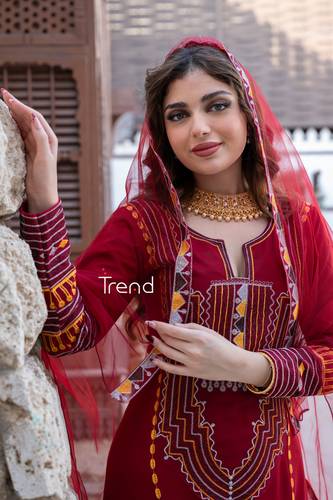 جلابية عودي التأسيس بكسرات وطرحة راس - 3XL