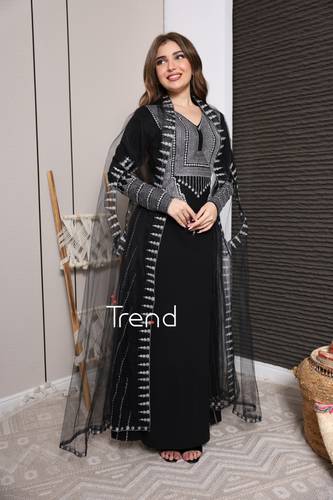 جلابية اسود مطرزة قطعتين  - 2XL