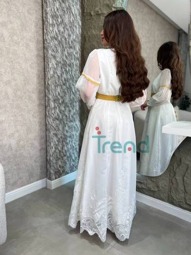 فستان ميلا طويل بحزام اصفر  - 3XL