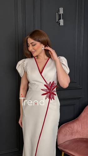 فستان ليزا بوردة مطرزة (عودي) - 2XL
