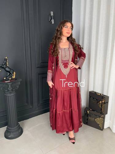 جلابية قطعتين طويله مطرزة (عودي) - 3XL