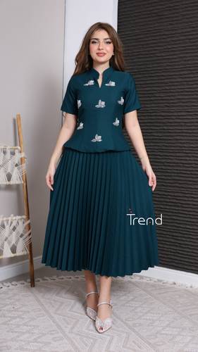 فستان أنيق بكسرات وتطريزات راقية  - 2XL