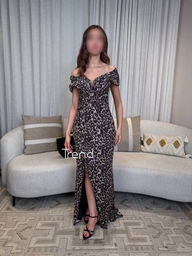 فستان سهرة نمري بكتف مكشوف - 2XL