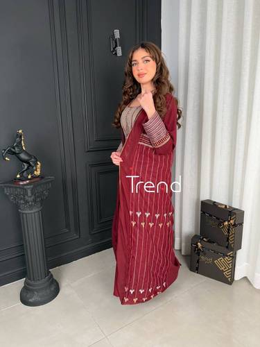 جلابية قطعتين طويله مطرزة (عودي) - 3XL