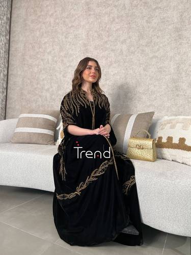 جلابية مخمل مطرزة  - 54