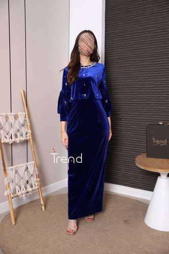 فستان مخملي أزرق ملكي بتطريز ناعم - 2XL
