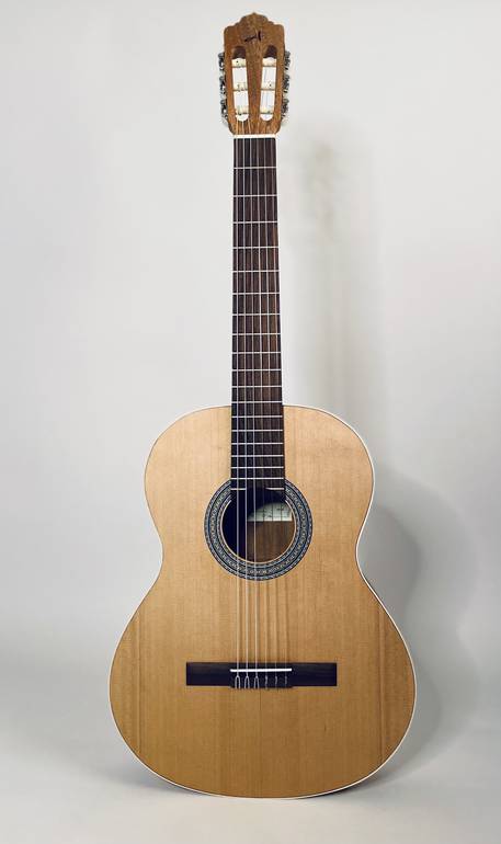  Classic Guitar 400 Nature Almansa by Alhambra 