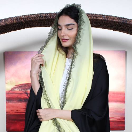 طرحة بأطراف دانتيل زيتي