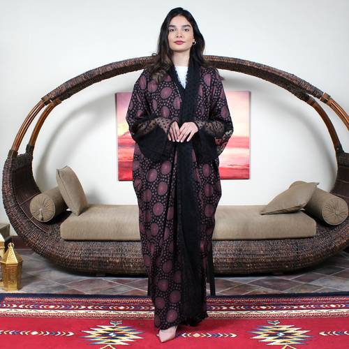 Colorful cotton abaya with a luxurious touch and elegant details