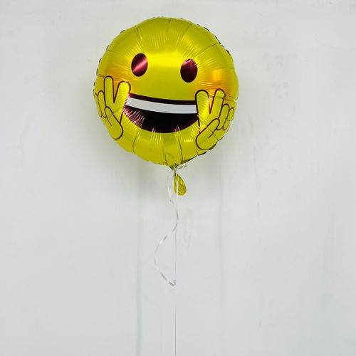 5689