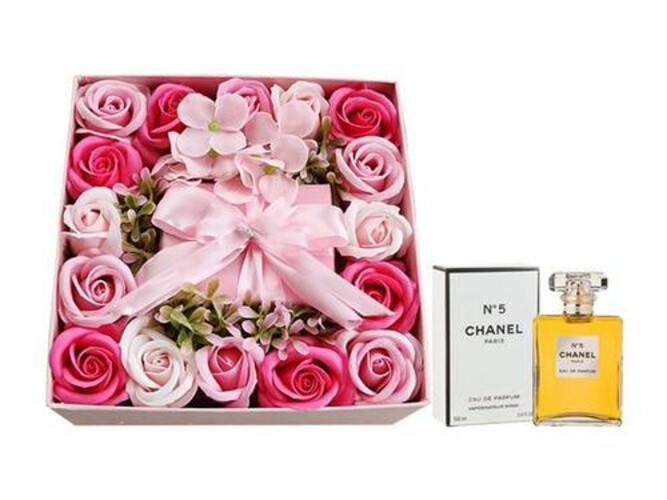 بوكس ورود مع عطر شانيل No. 5 Paris EDP 100ml-293