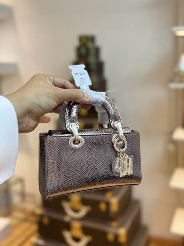 ديور هاي كوالتي