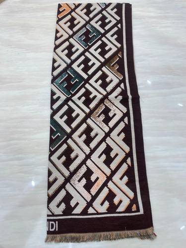سكارف فيندي