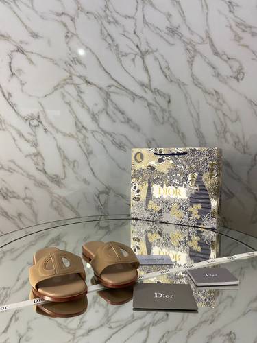 ديور هاي كوالتي 