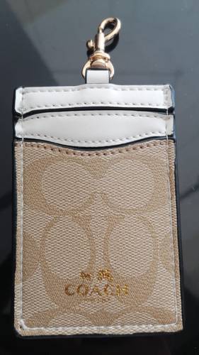 ID HOLDER COACH KHAKI