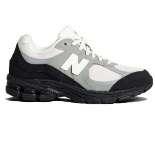 new balance 2002R