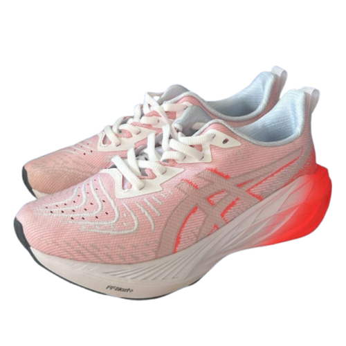 ASICS NOVABLAST