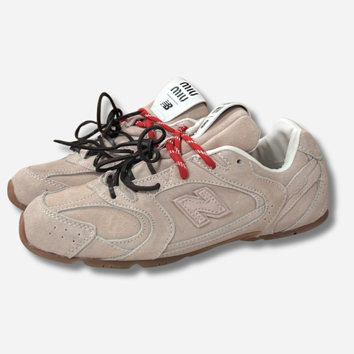 New Balance  Miu Miu  530