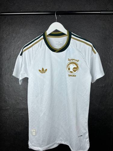 تيشيرت المنتخب السعودي نسخه اللاعبين 2026