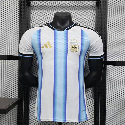 تيشيرت المنتخب الارجنتين نسخه اللاعبين 2026