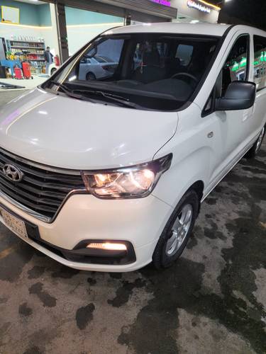  Hyundai H1 (STAREX) 2019 diesel 