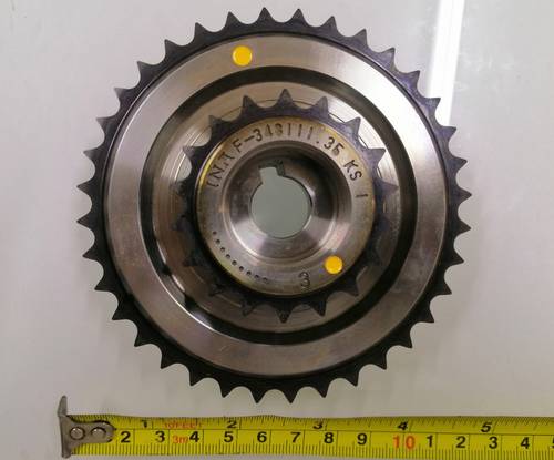 CHAIN SPROCKET-INJECTION PUMP