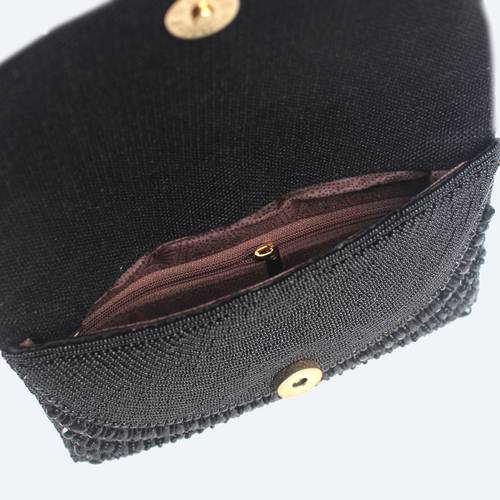 شنطة سهرة نسائية بشكل قوس من الخرز والكريستال البراق - اسود