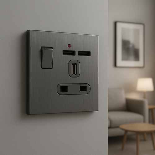 فيش كهربائي 13 أمبير مع منفذ USB وشاحن رمادي