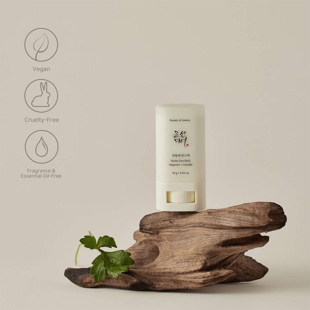 BEAUTY OF JOSEON Matte Sun Stick Mugwort+Camelia SPF 50+ (PA++++) - 18gm